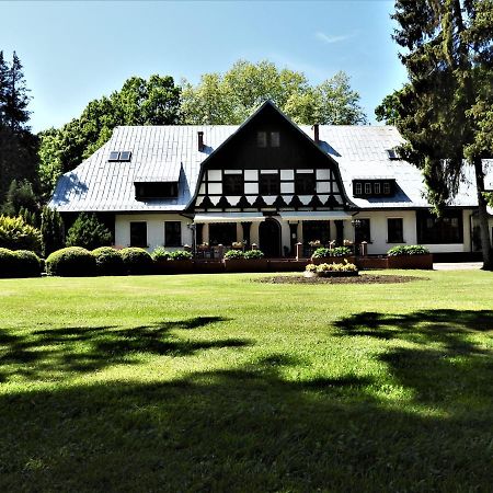 Dworek Osiecki Osieki  Exteriér fotografie